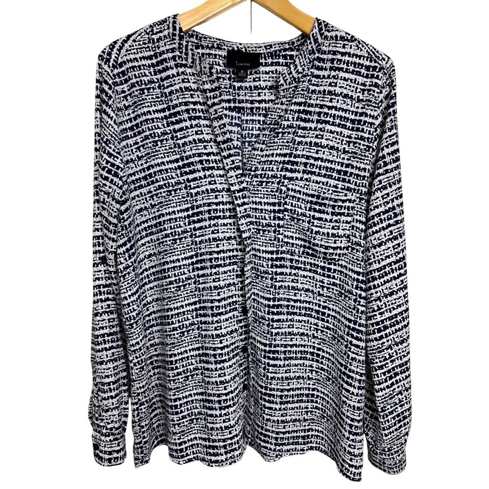 Lumiere Button Up Blouse Women Size Medium Blue White Patterned V-Neck Top PE17